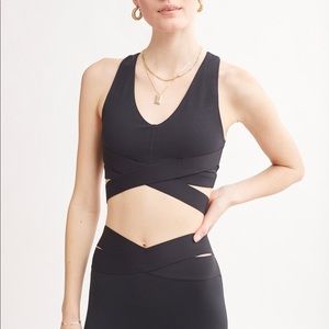 White Le Ore Crossover sports bra